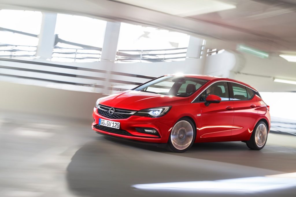 opel astra 2015